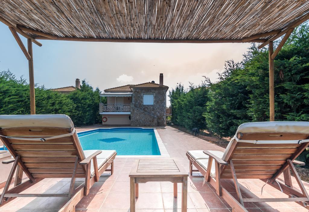 Navarone Villas Petrochori  エクステリア 写真